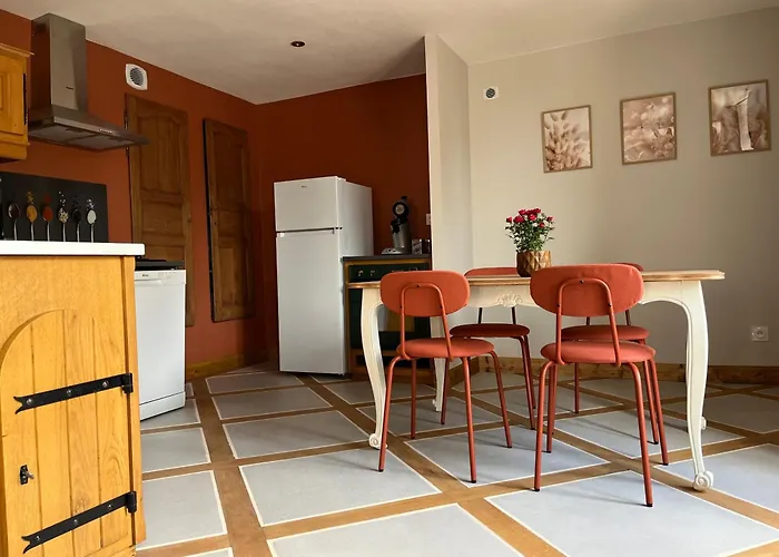 La Petite Reine De L'abbaye * Thiers